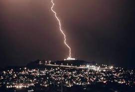 Alerta naranja: Tormentas fuertes y lluvias intensas en todo el&nbsp;país