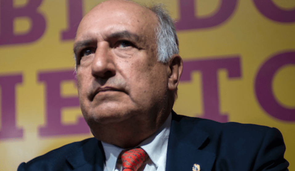 Controversia Legal: Senador de Cabildo Abierto Acusa a Abogados de&nbsp;UDELAR