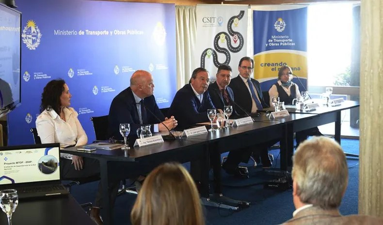 El Ministerio de Transporte y Obras Públicas lanzó un plan para mejorar la seguridad vial uruguaya 